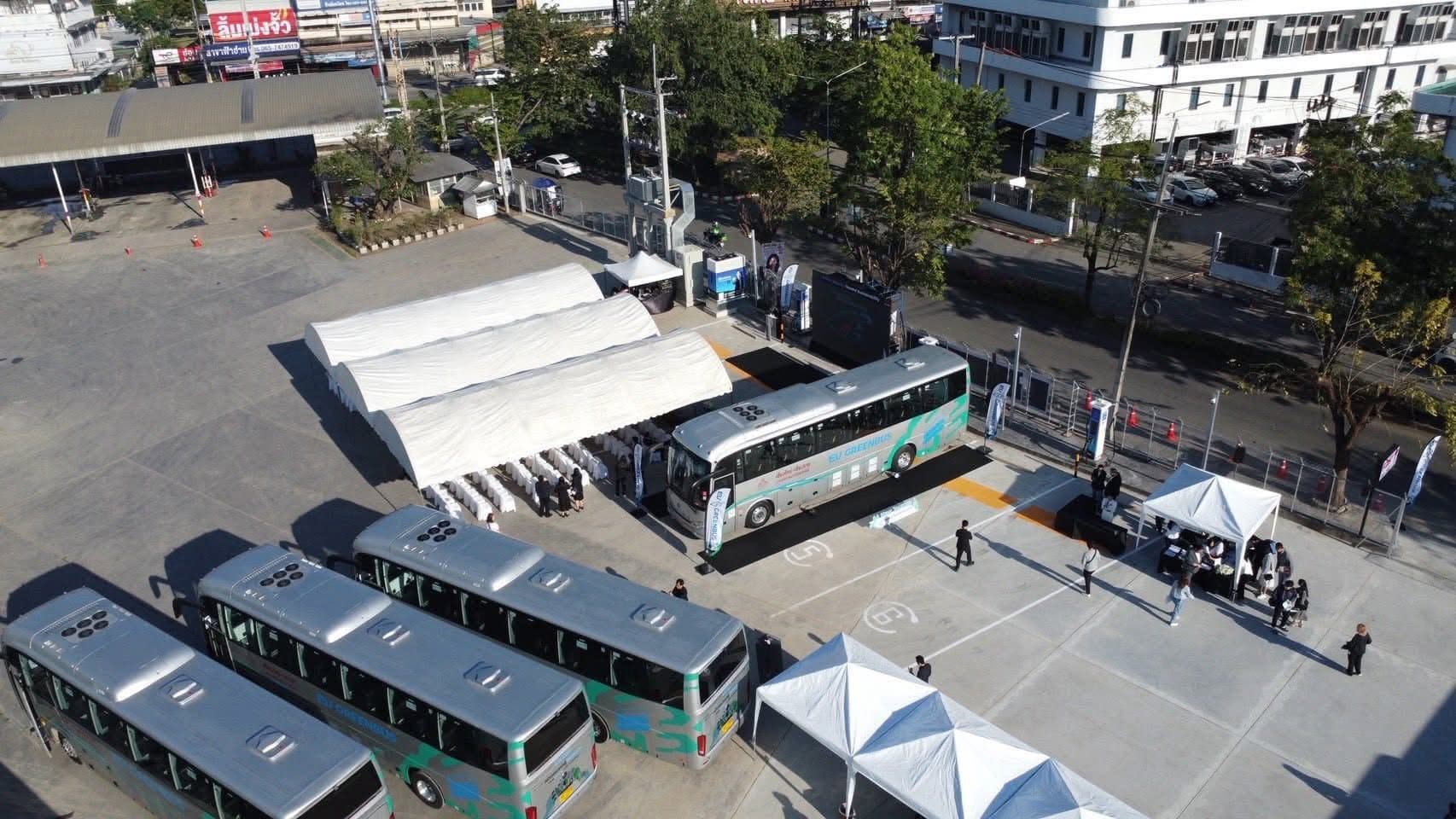 มุมสูงของงานเปิดตัวรถโดยสารไฟฟ้า EV GreenBus พร้อมสถานีชาร์จ OneCharge